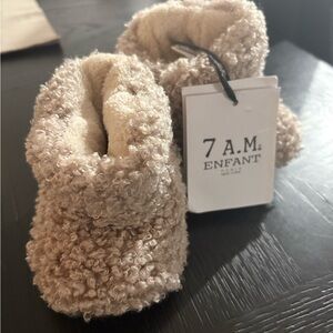 7 A.M. Enfant Tan Winter Booties
